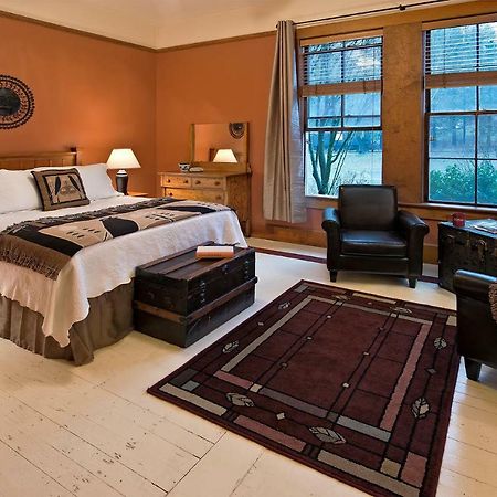 Mccloud Hotel Zewnętrze zdjęcie