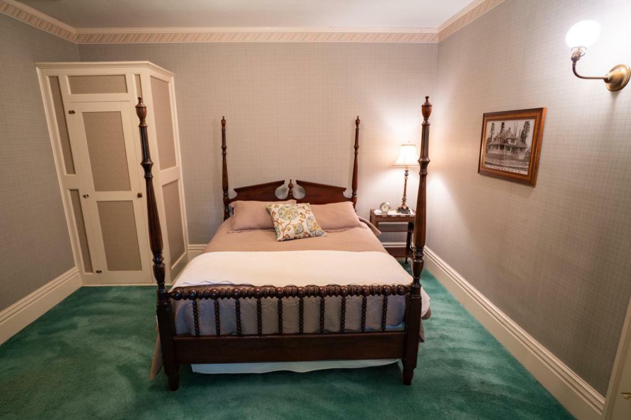 Mccloud Hotel Zewnętrze zdjęcie